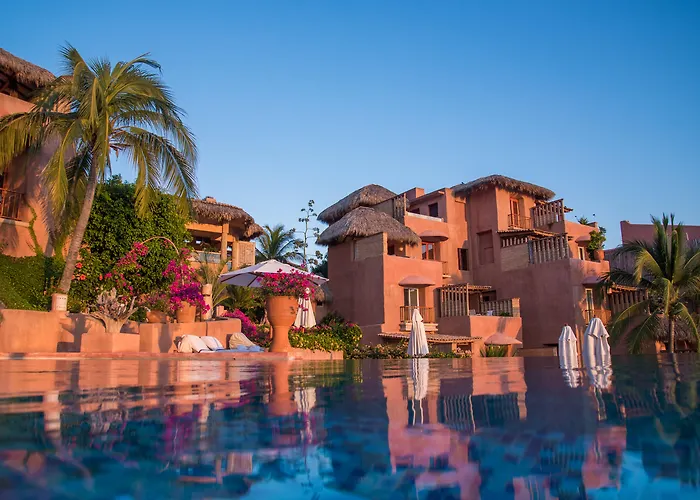 La Casa Que Canta (Adults Only)